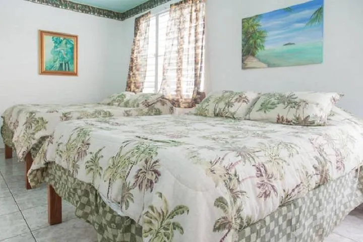 Vista Del Mar Apartments Rincón 0*,