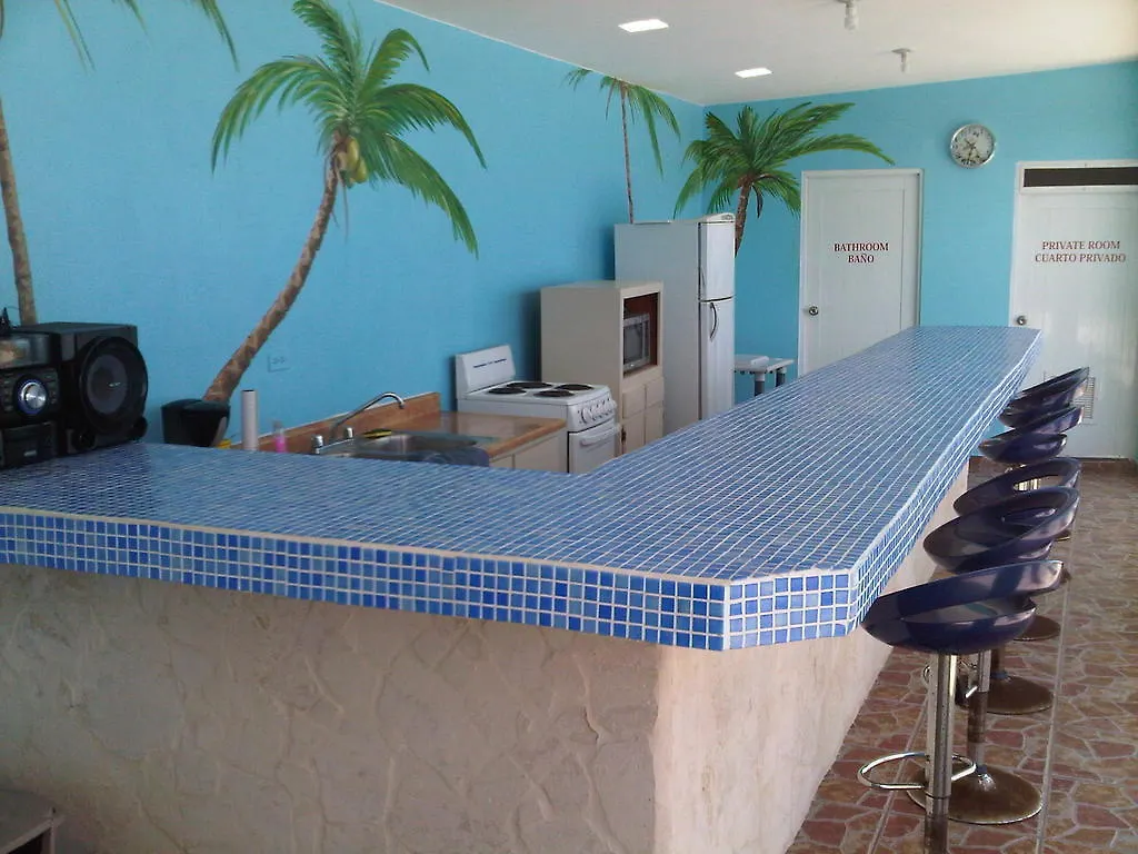 Vista Del Mar Apartments 林康 宾馆