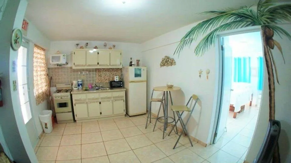 Vista Del Mar Apartments 林康 0*,